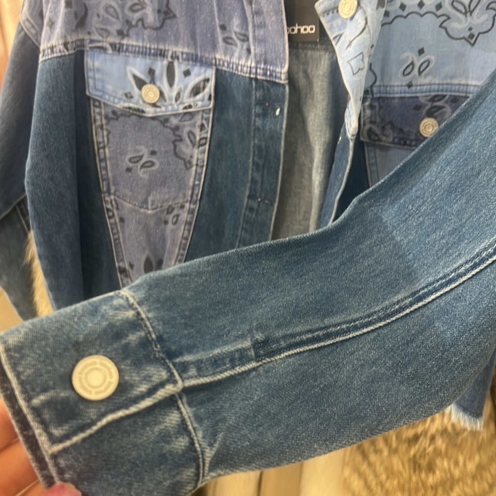 Blue Patchwork Denim Jacket size 2 NWT - image 4